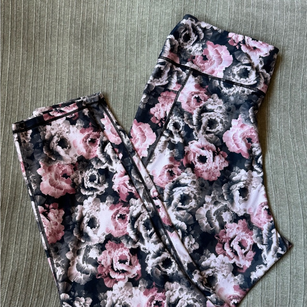 JONES New York Floral Leggings - Pink and Black